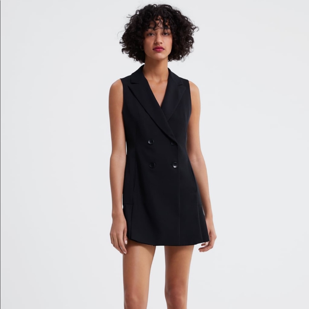zara • double-breasted box pleat vest/dress (black